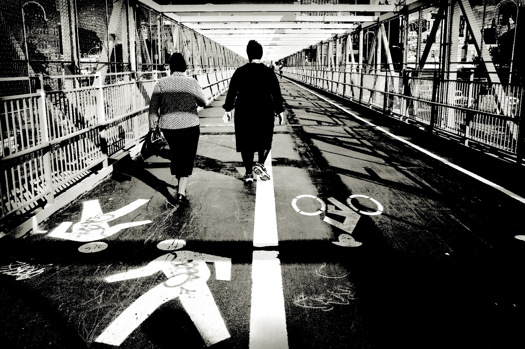 Walking Williamsburg Bridge, New York by Andreas H. Bitesnich, limited edition photography