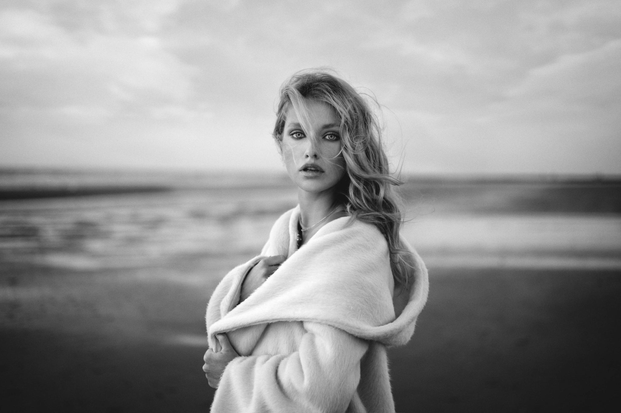 The World is your Oyster (b&w) by Marc Lagrange, limited edition photography