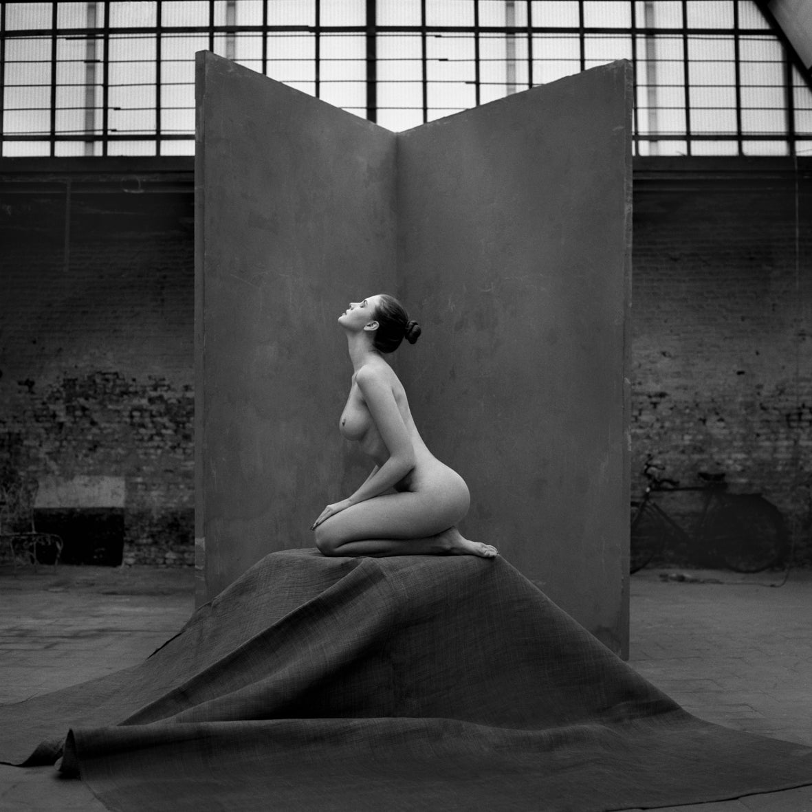 Between lines (b&w) by Marc Lagrange, limited edition photography