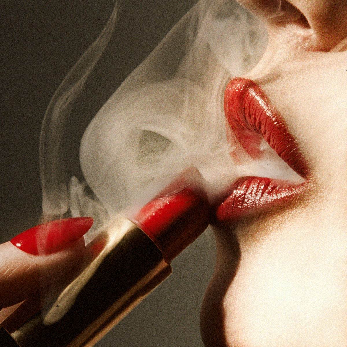 Lipstick Smoke