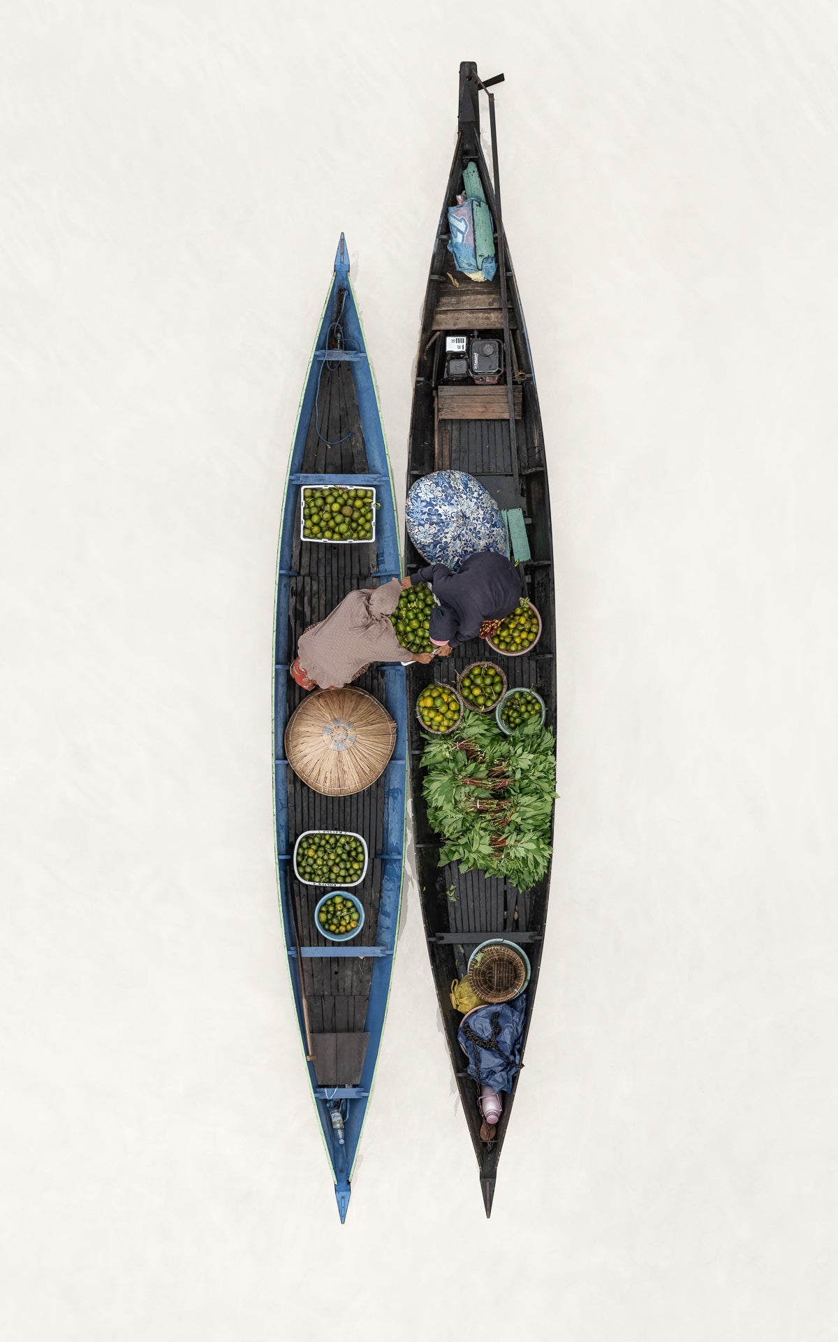N°TFMS06 (The Floating Market Series, Borneo) by Tom Hegen, limited edition photography