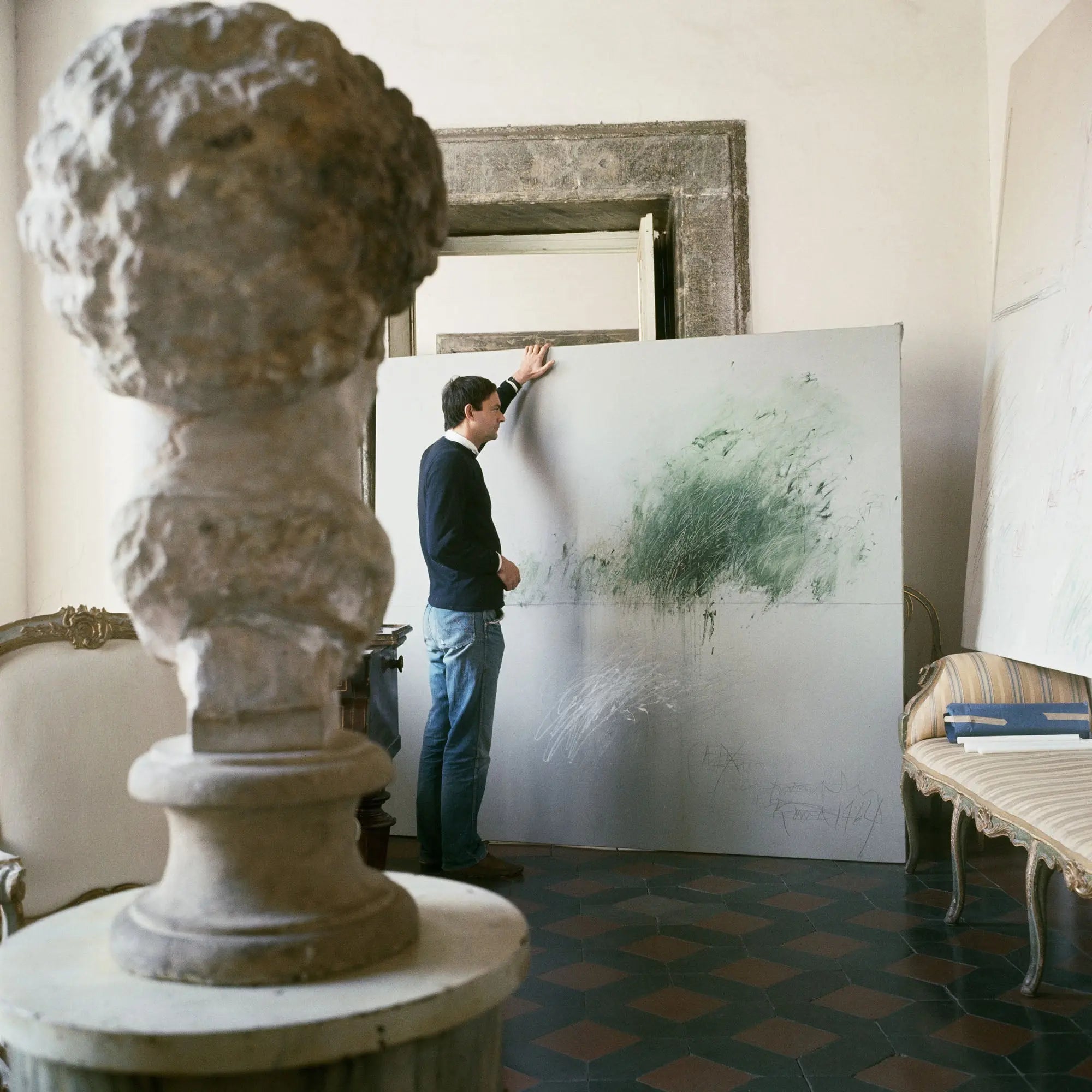 Cy Twombly in Rome 1966 - Untitled #30 - Petra Gut Contemporary AG Horst P. Horst